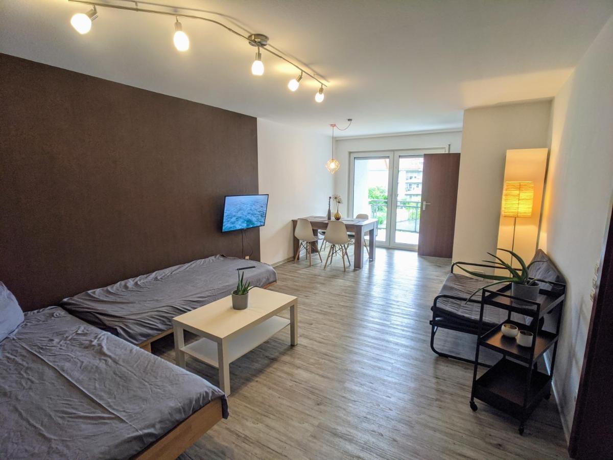 Ideale Messe/Airport Wohnung 15Min Fahrtweg Kirchheim unter Teck Buitenkant foto